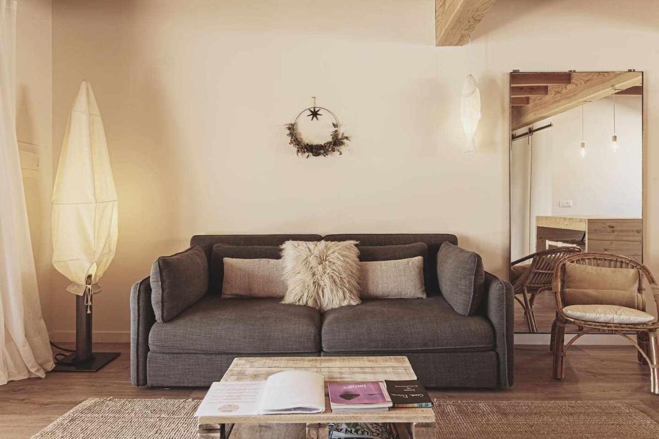 Casa Diana - B - By Lohodihomes Sant Jordi Desvalls Luaran gambar