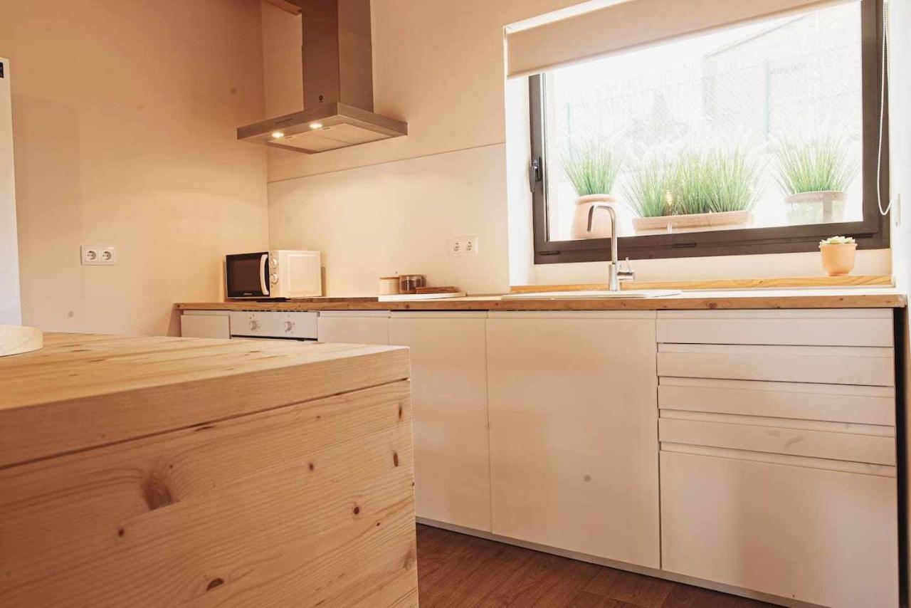 Casa Diana - B - By Lohodihomes Sant Jordi Desvalls Luaran gambar