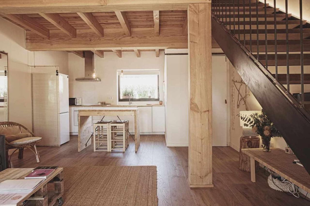 Casa Diana - B - By Lohodihomes Sant Jordi Desvalls Luaran gambar